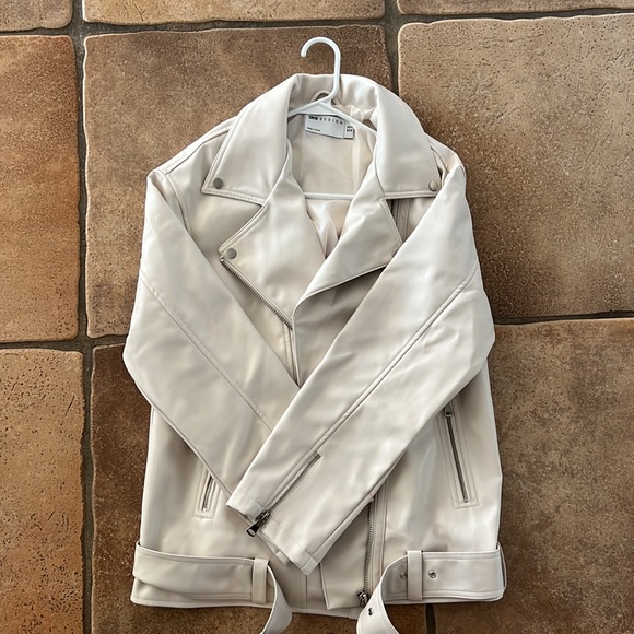 ASOS crème faux leather jacket - Picture 6 of 6
